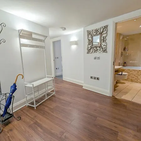 Merchants Place * York