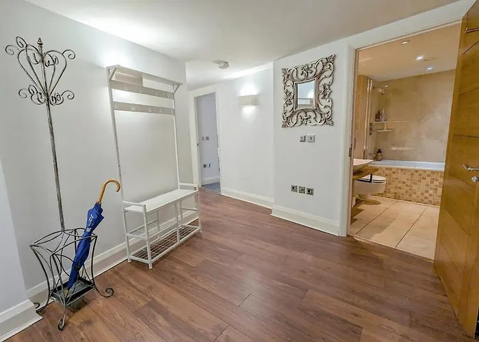 Merchants Place * York